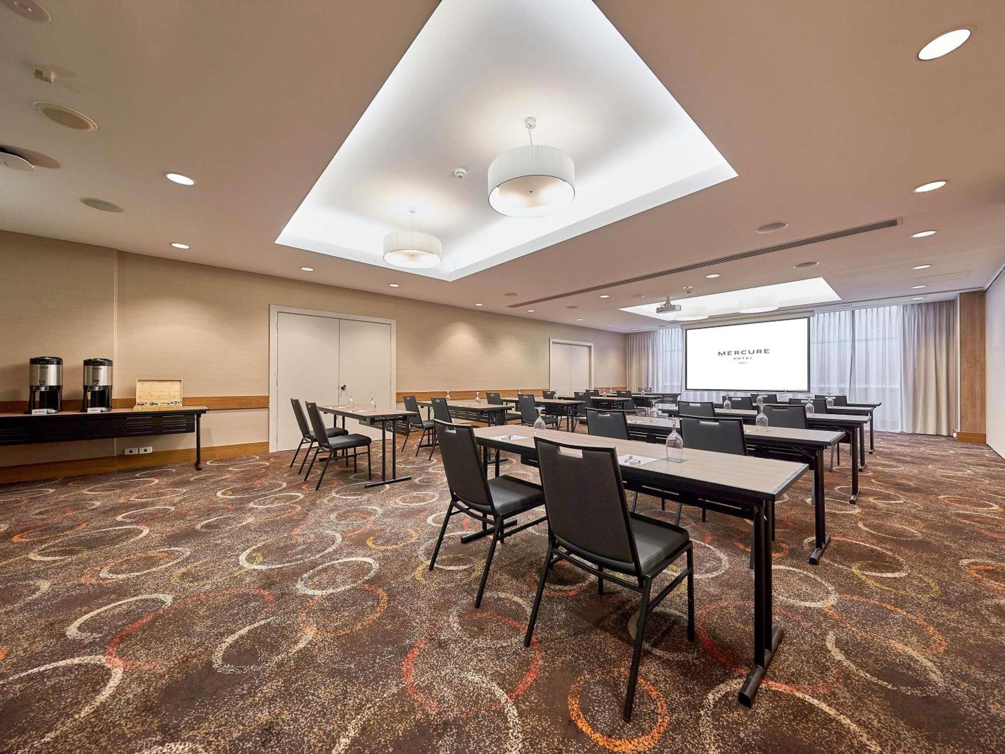 Mercure Perth, Perth